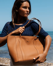 Madame Tote Bag in Leather