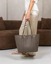 Madame Tote Bag in Leather
