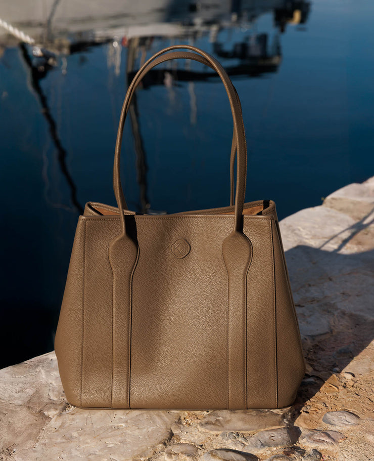 Madame Tote Bag in Leather