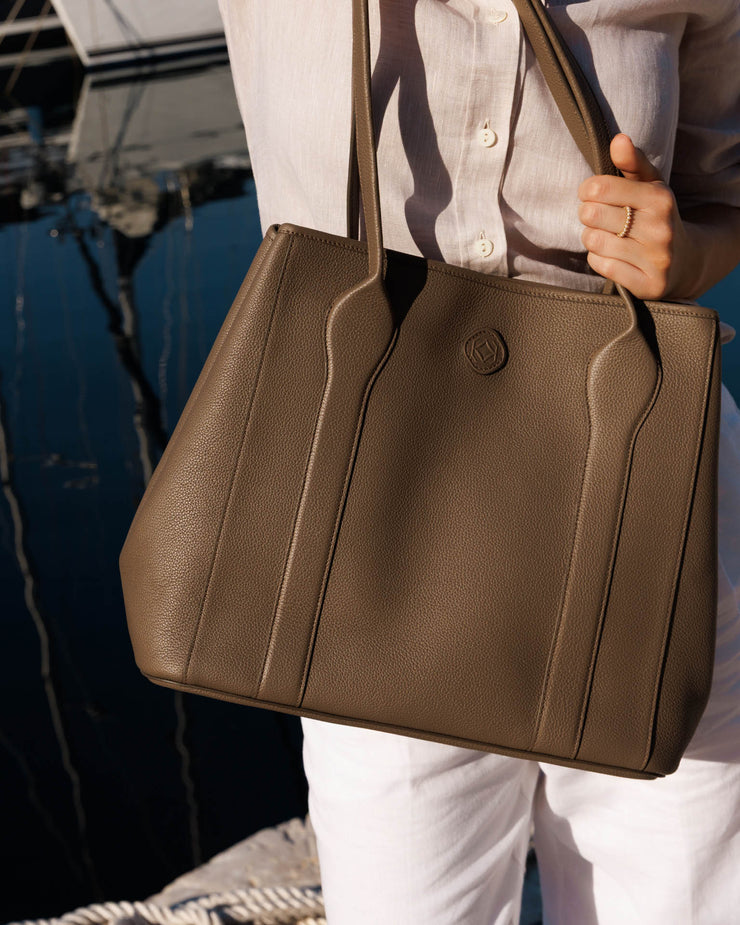 Madame Tote Bag in Leather