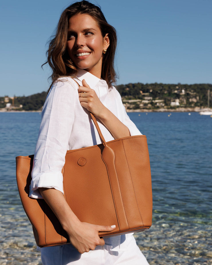 Madame Tote Bag in Leather