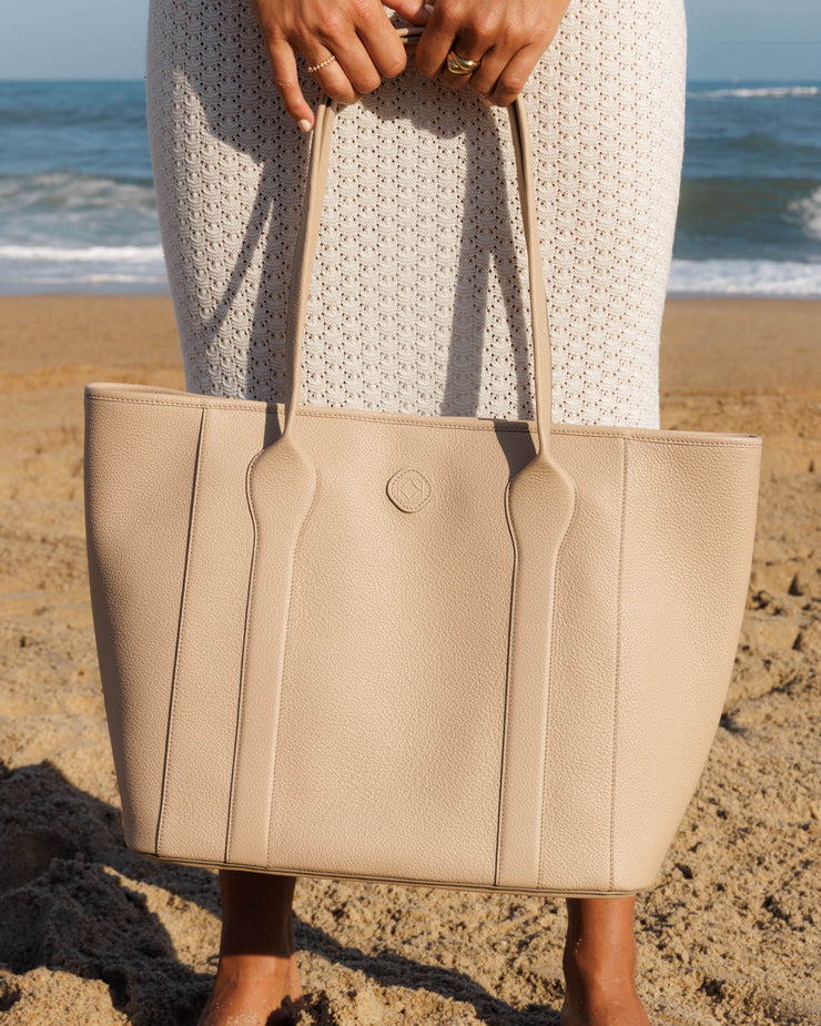 Madame Tote Bag in Leather