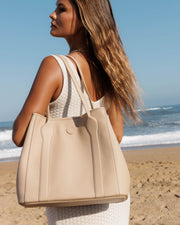 Madame Tote Bag in Leather