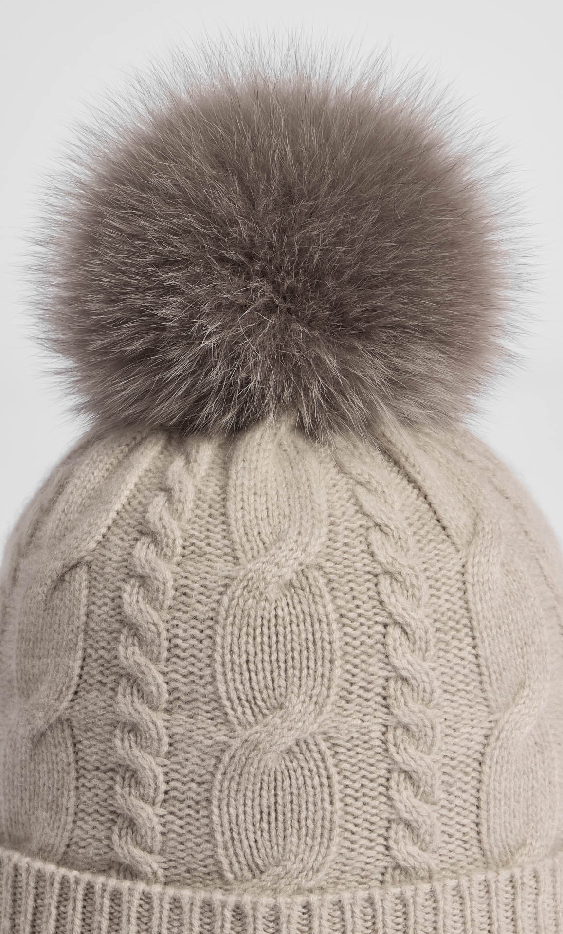 Cable-Knit Cashmere Beanie - 100% Luxury Cashmere | Ravella