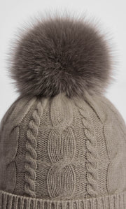 Cable-Knit Cashmere Beanie