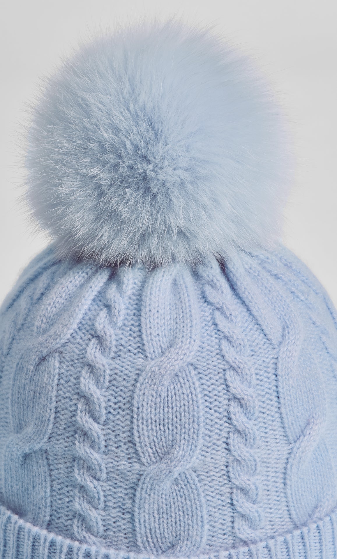 Cable-Knit Cashmere Beanie - 100% Luxury Cashmere | Ravella