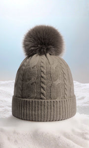 Cable-Knit Cashmere Beanie