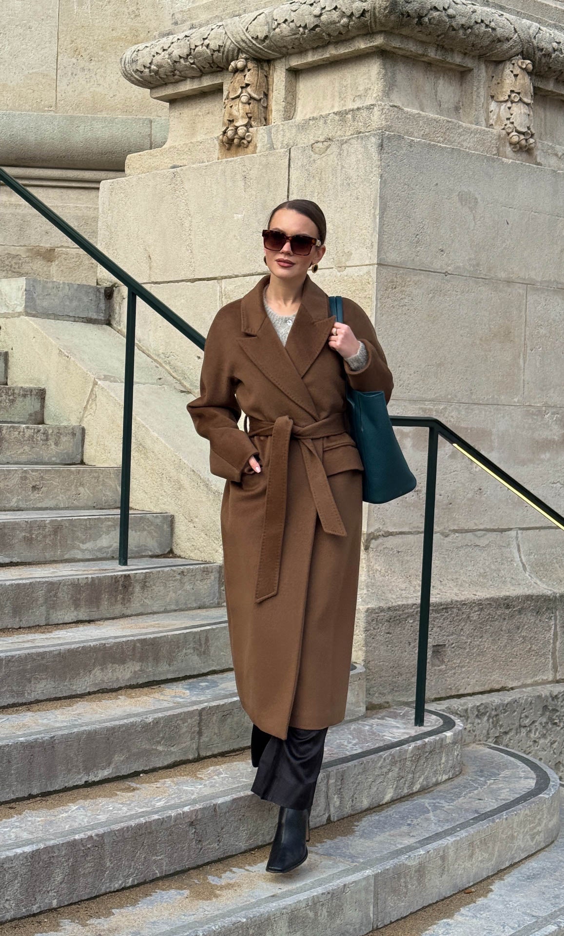 Raphaella Double-Breasted Cashmere Overcoat | Ravella Raphaella Double-Breasted Cashmere Overcoat | Ravella