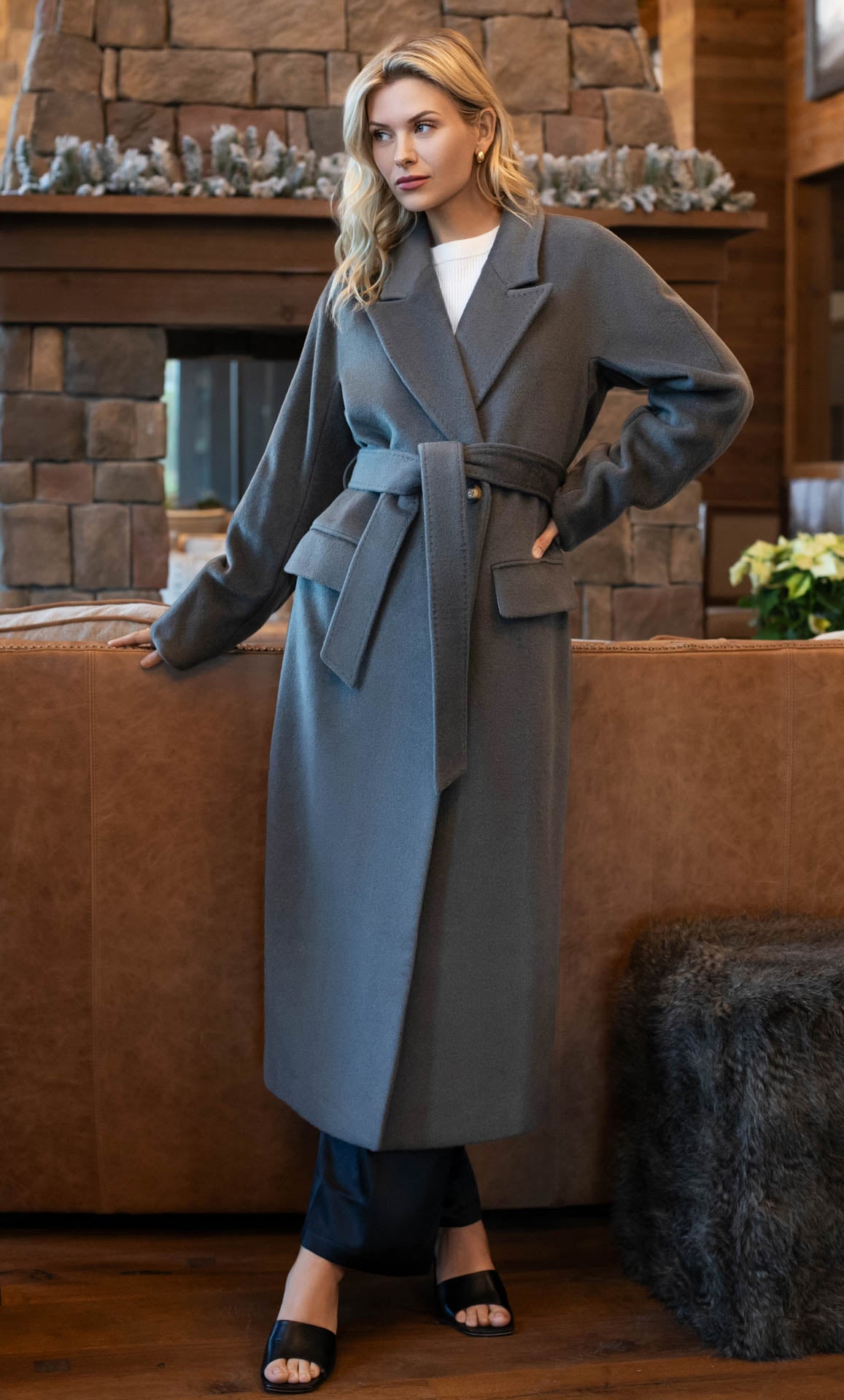 Raphaella Double-Breasted Cashmere Overcoat | Ravella